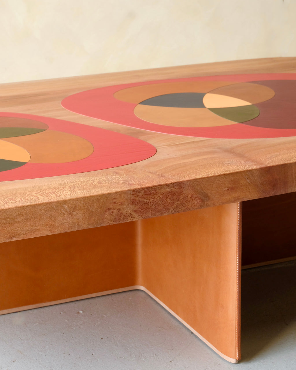 LAY - Coffee Table