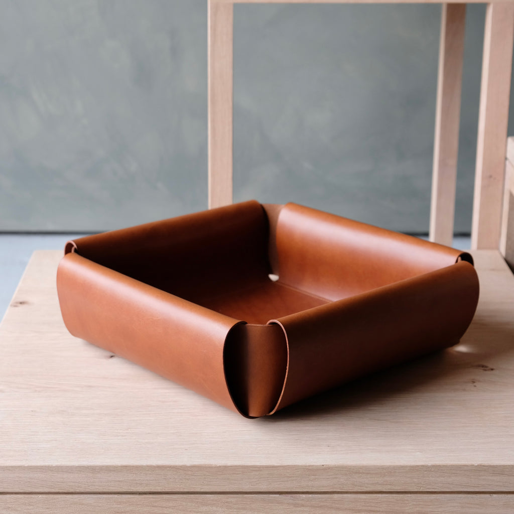 ASSEMBLY Leather Tray - Medium