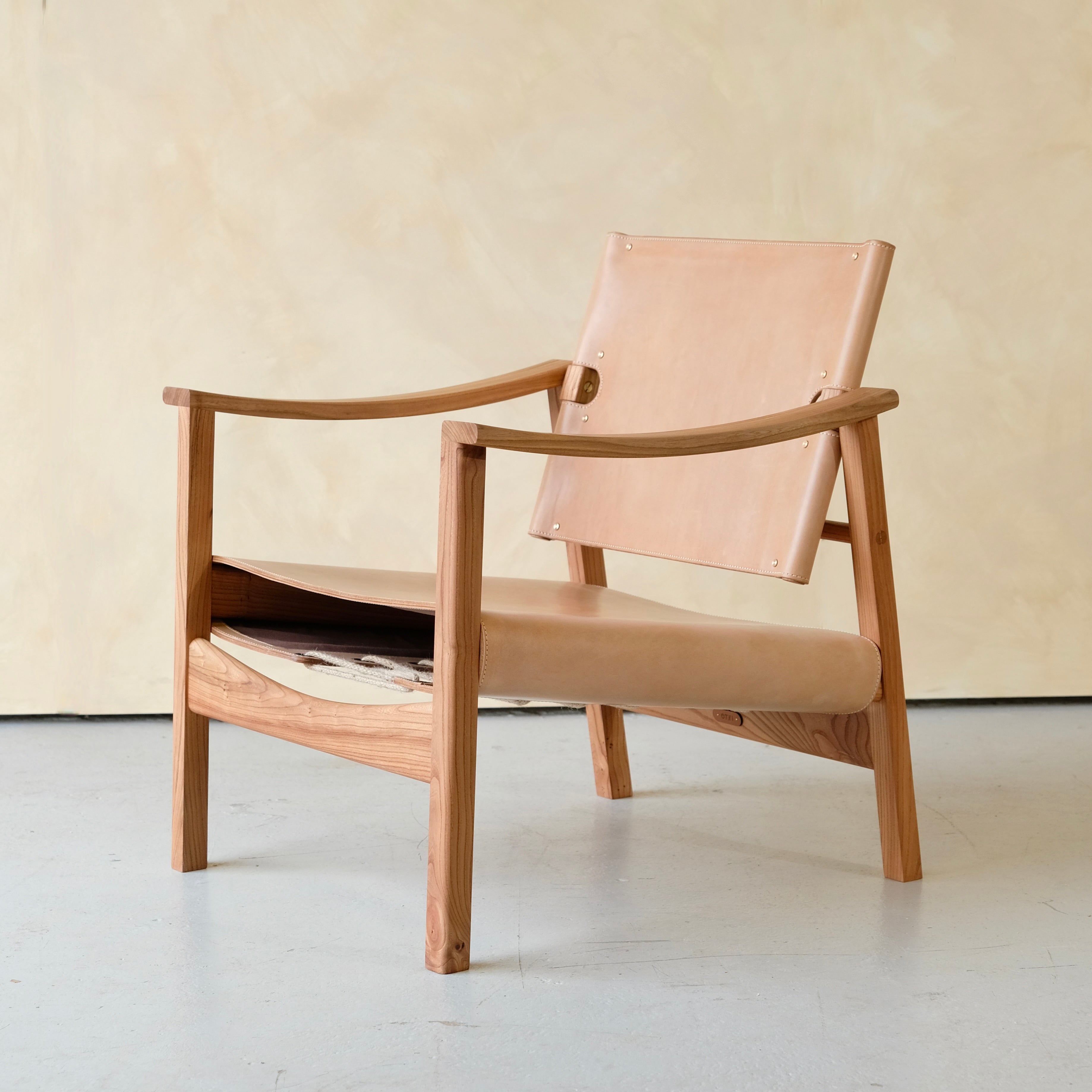 CAMBER - Armchair