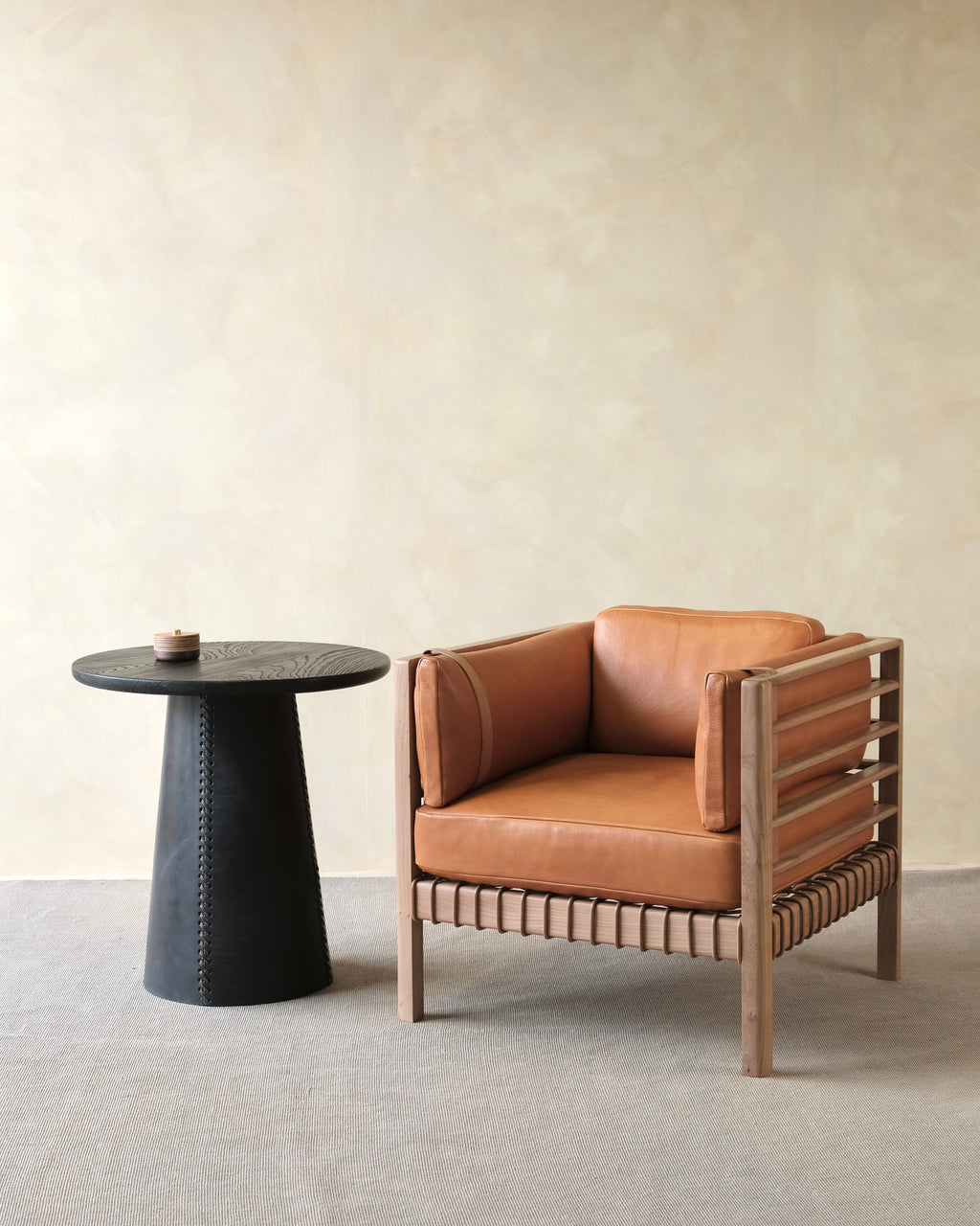 CADRE - Club Chair
