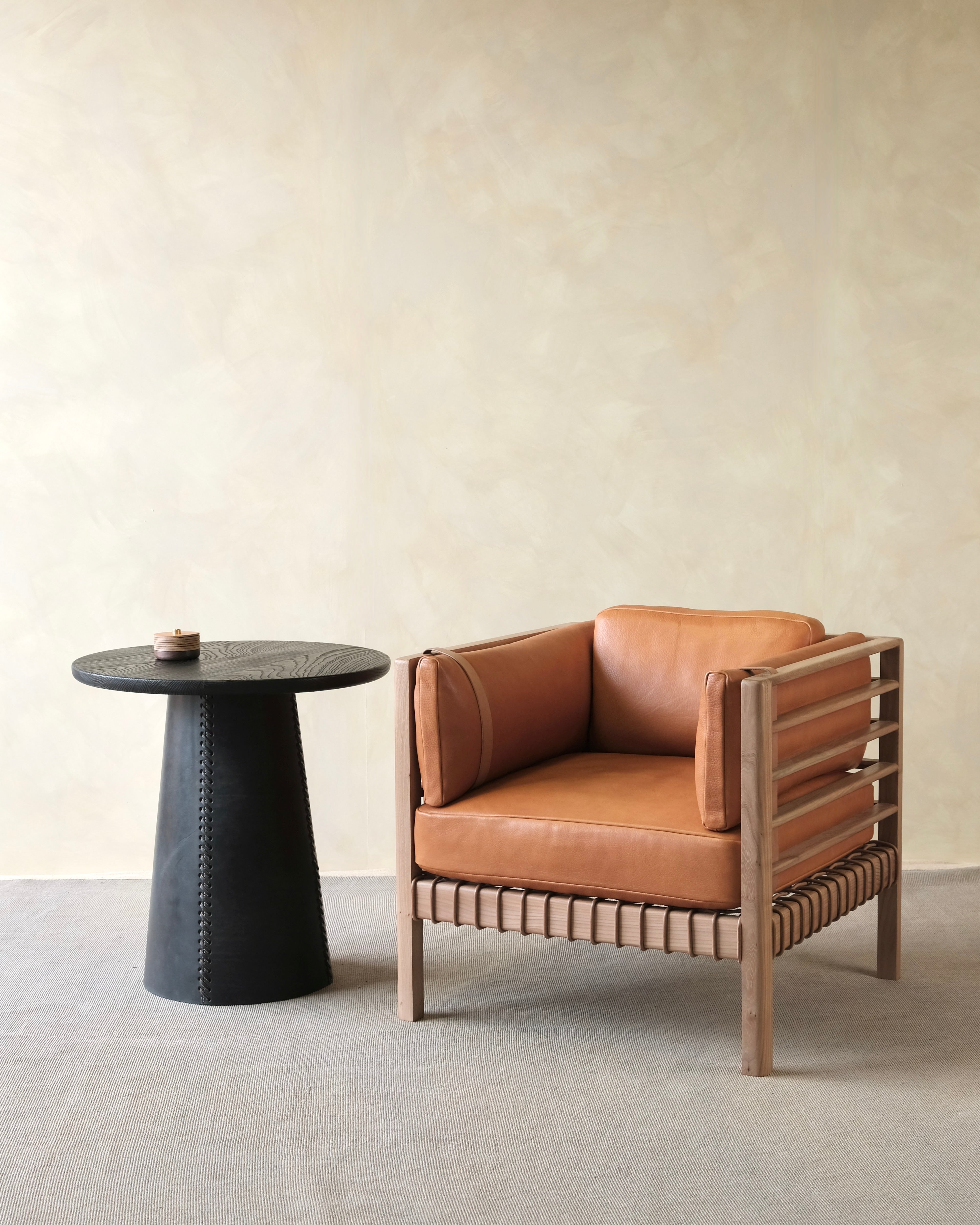 CADRE - Club Chair