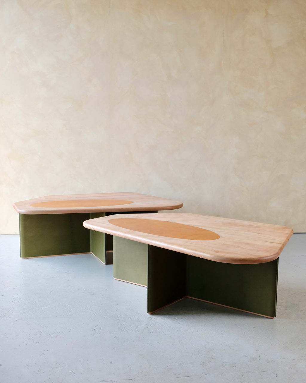 LAY - Coffee Table