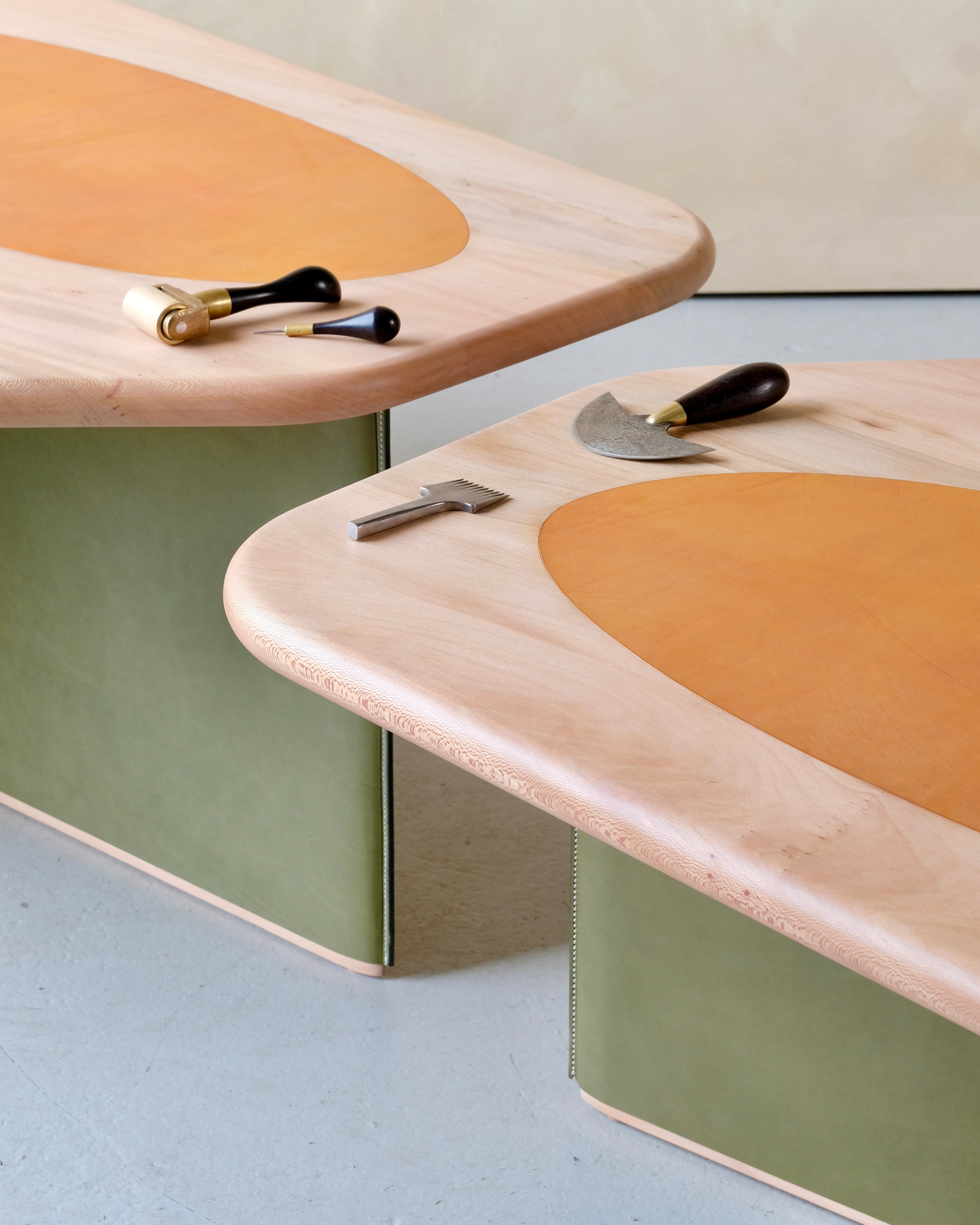 LAY - Coffee Table
