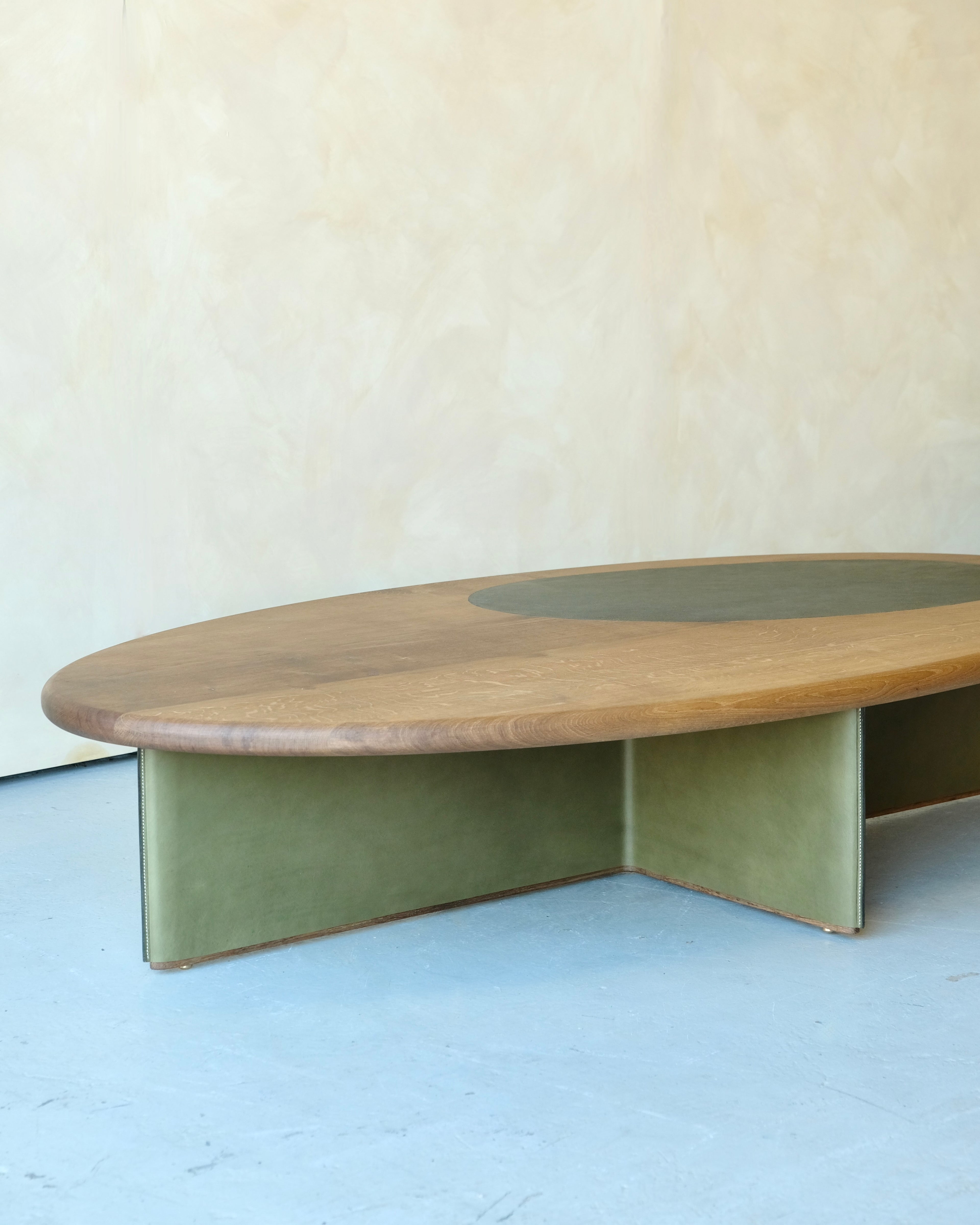 LAY - Coffee Table