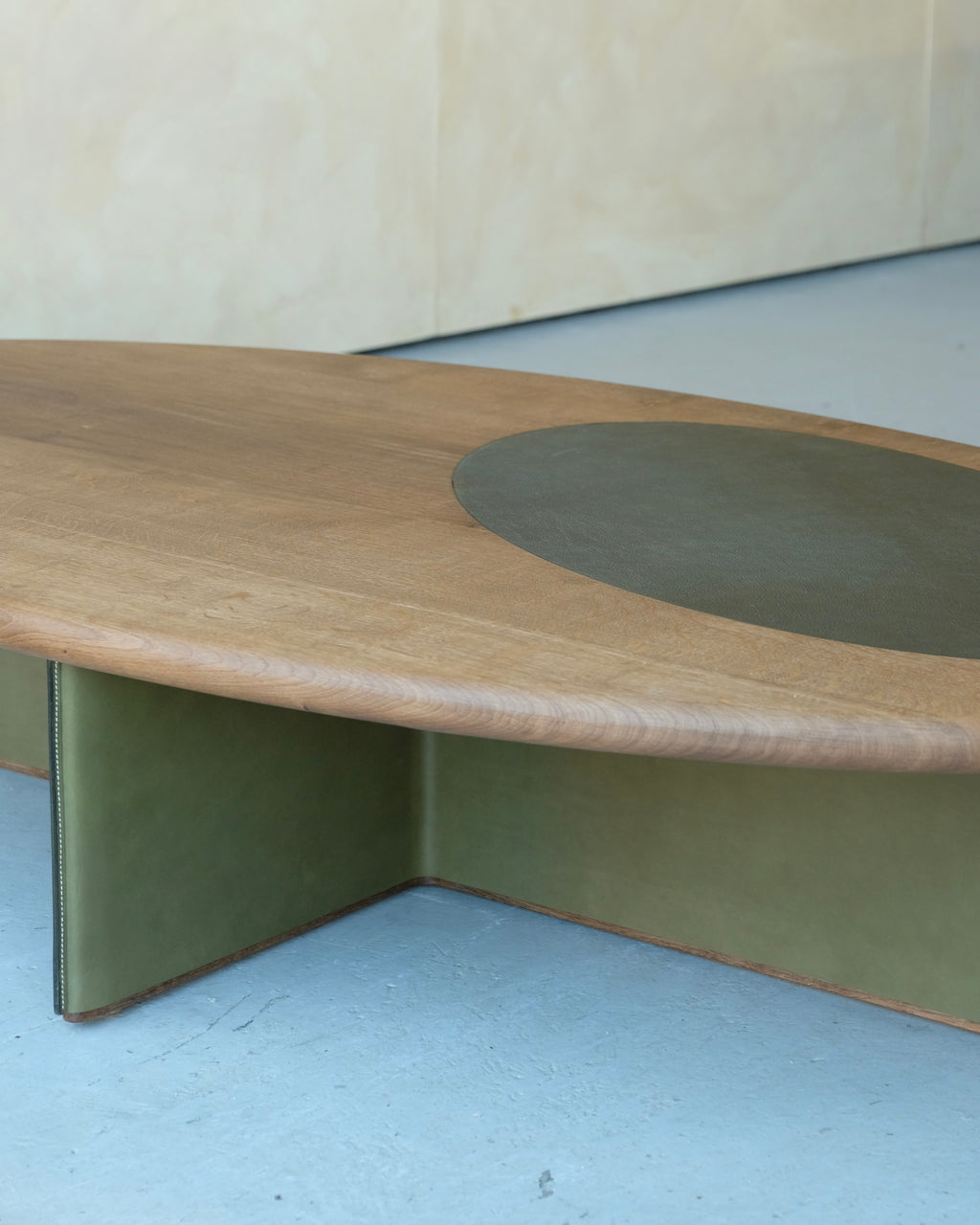 LAY - Coffee Table