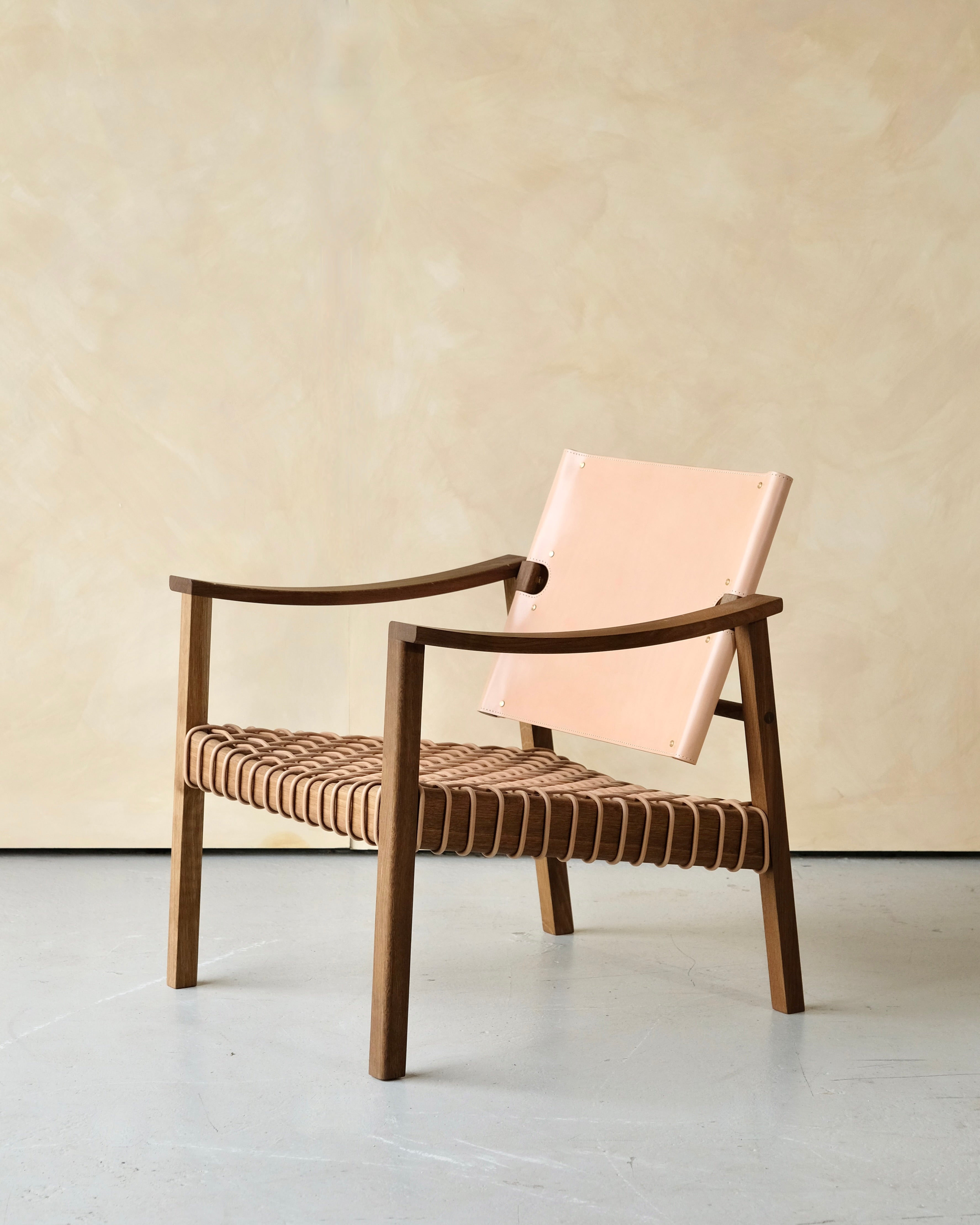 CAMBER - Armchair