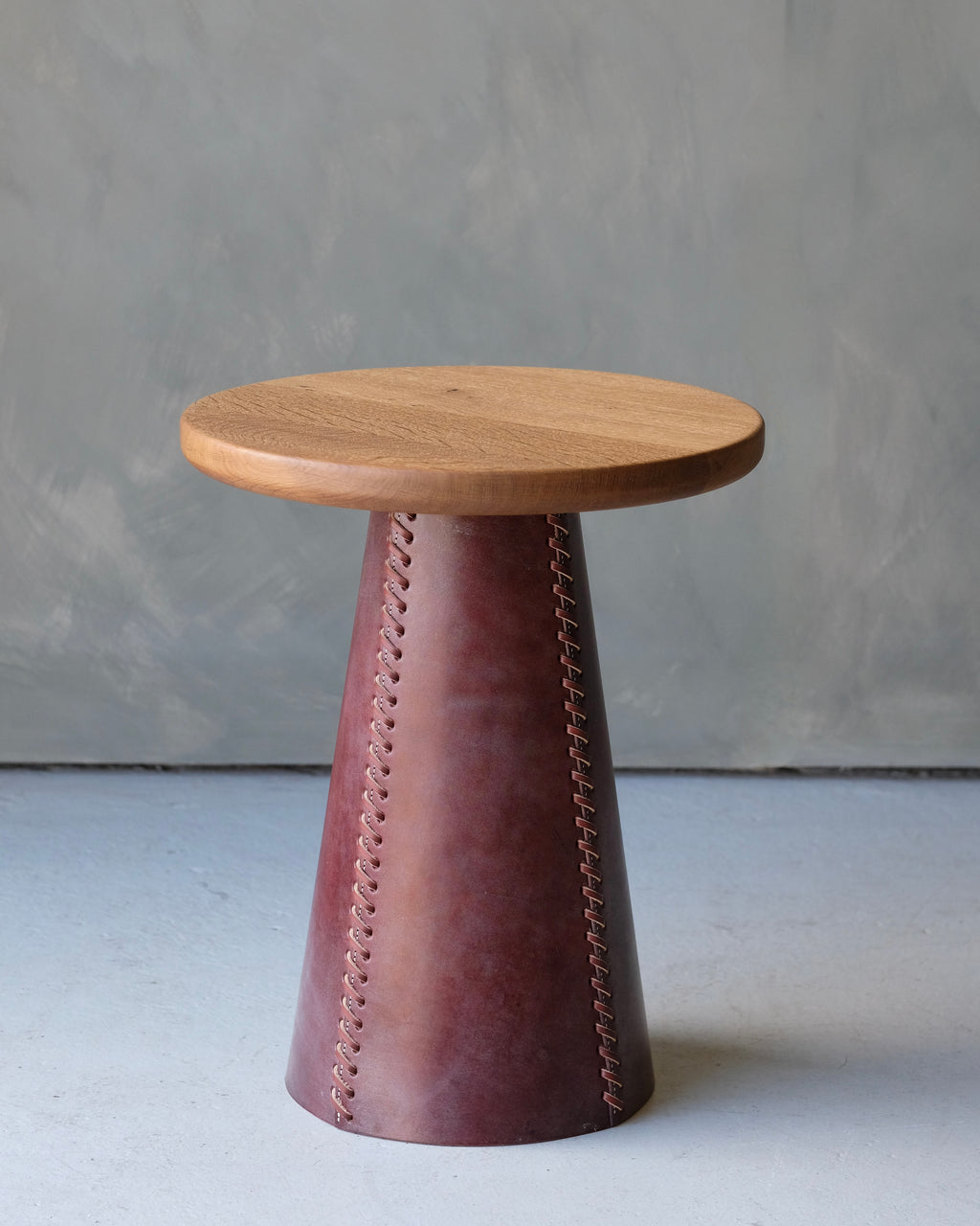 TAPER - Side Table