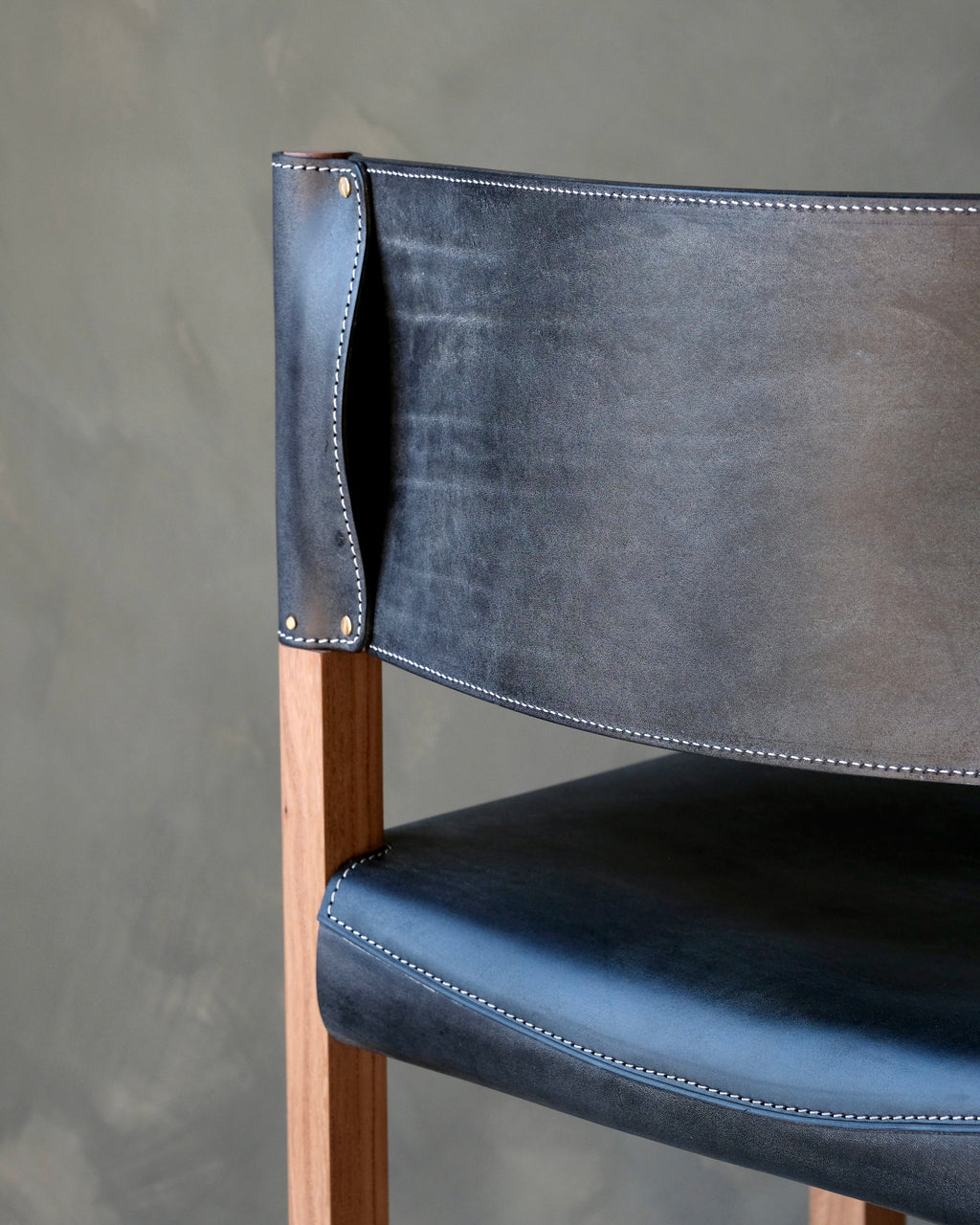 CINCH - Bar Stool