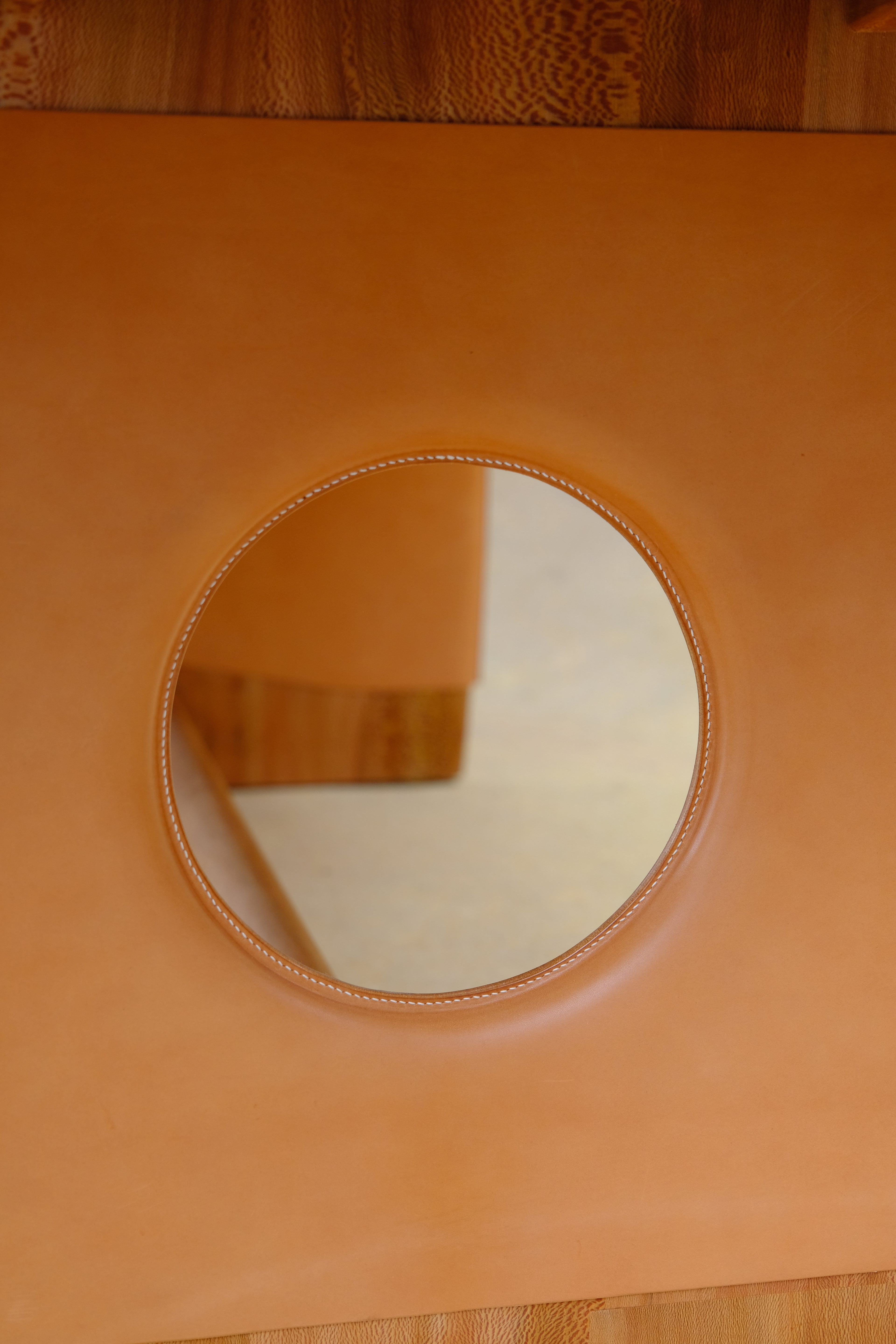 PORTAL - Dining Table