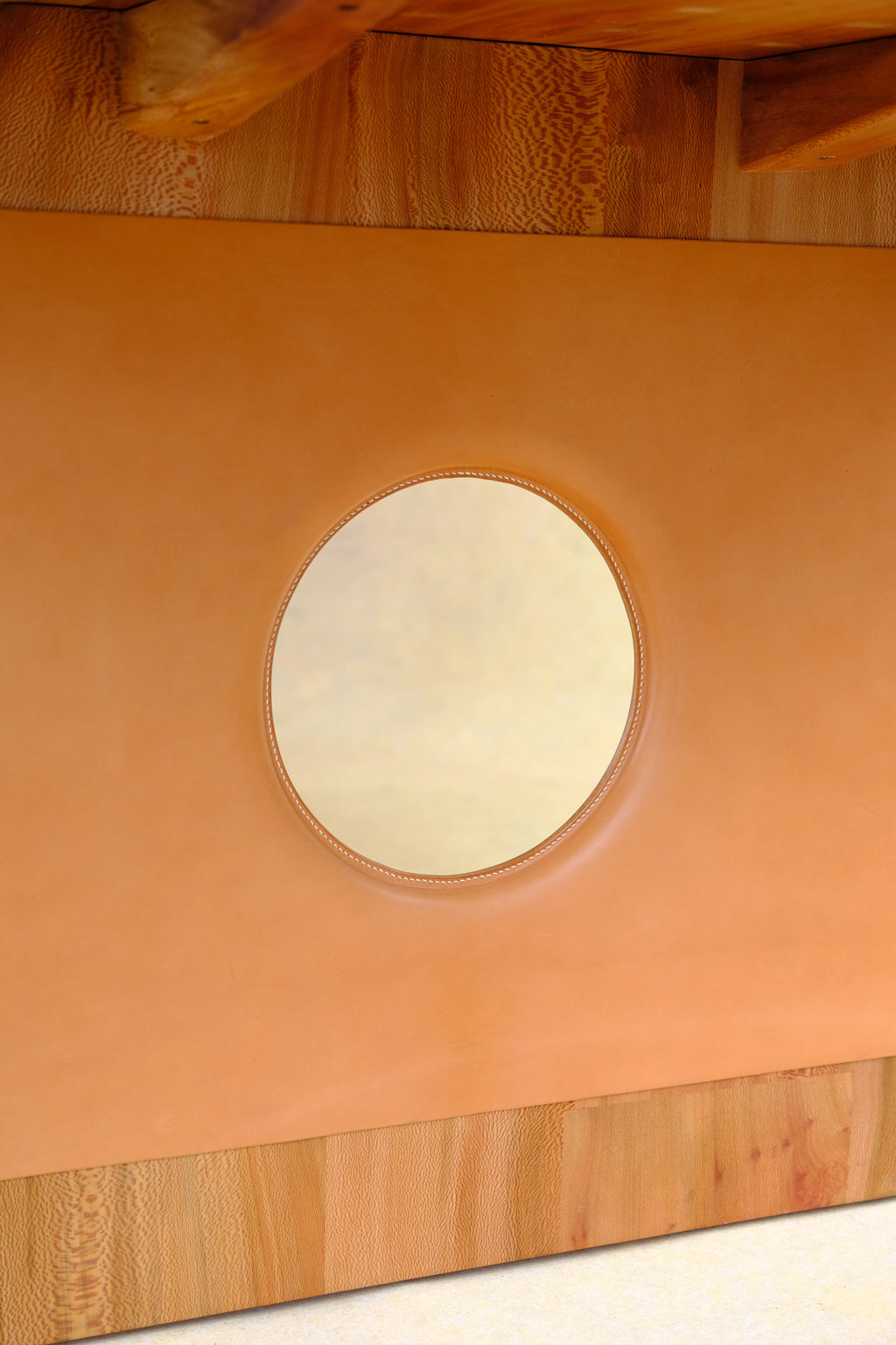 PORTAL - Dining Table