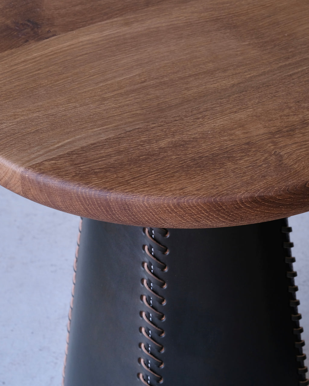 TAPER - Side Table