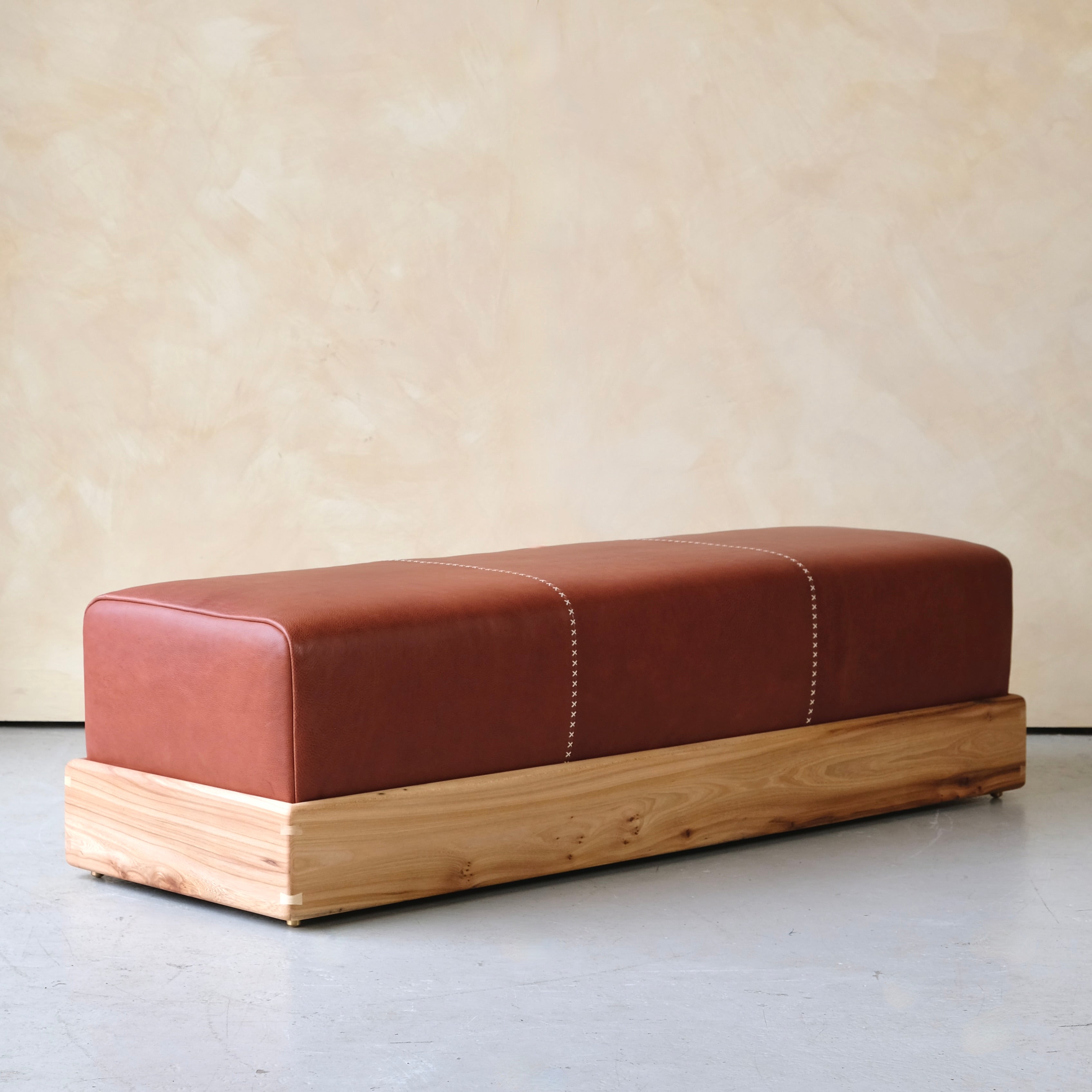 POMMEL - Ottoman bench