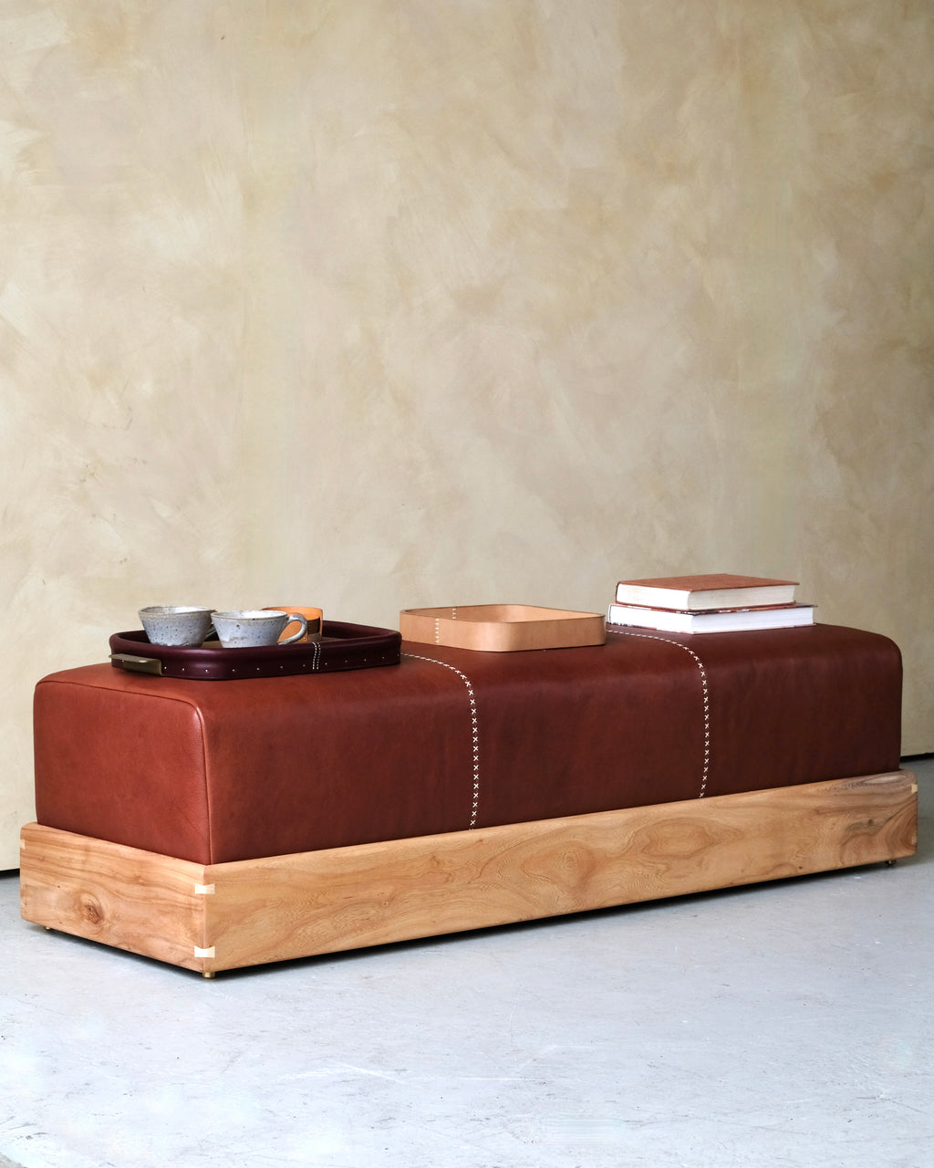POMMEL - Ottoman bench