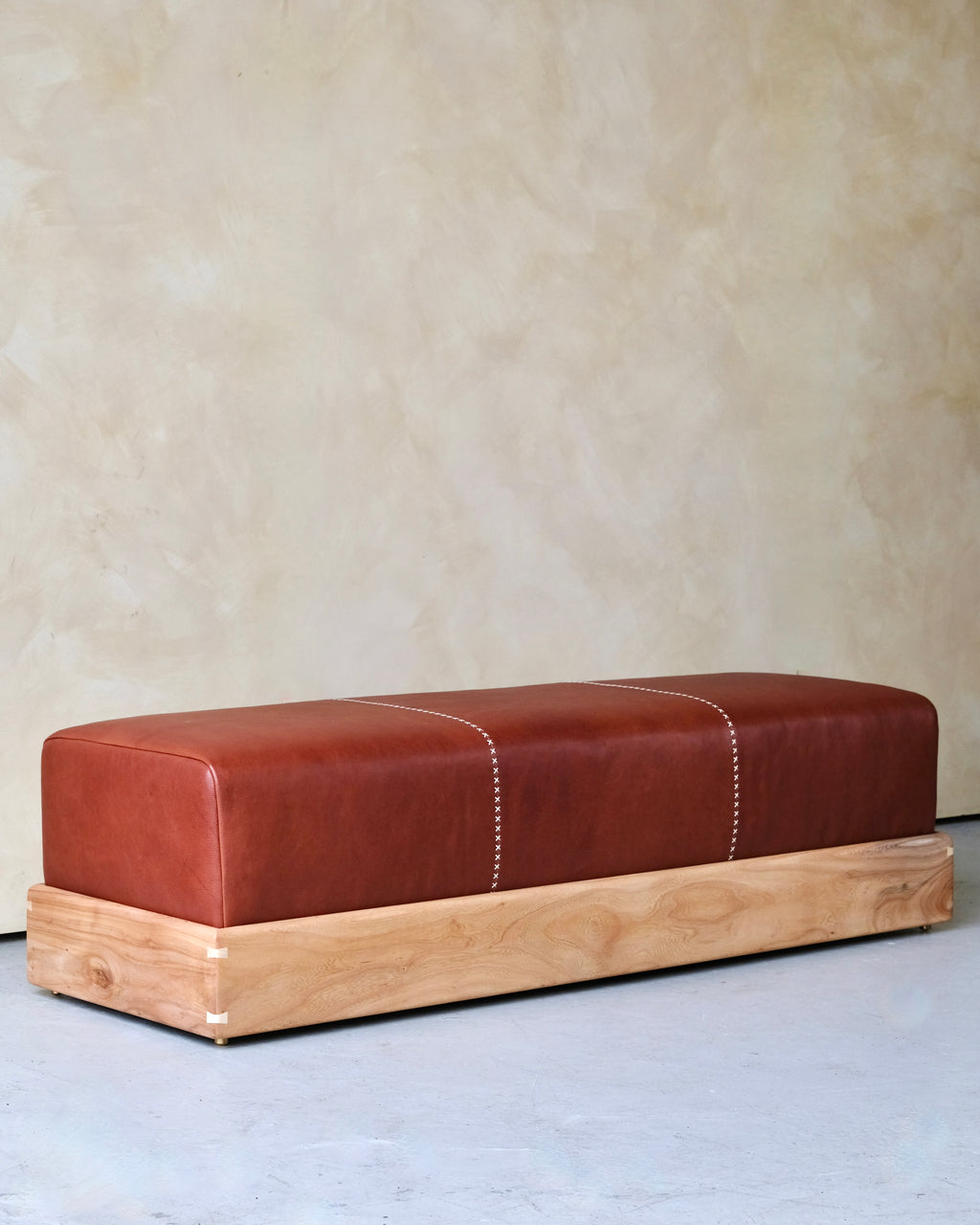 POMMEL - Ottoman bench