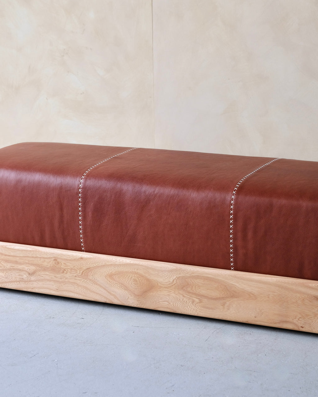 POMMEL - Ottoman bench