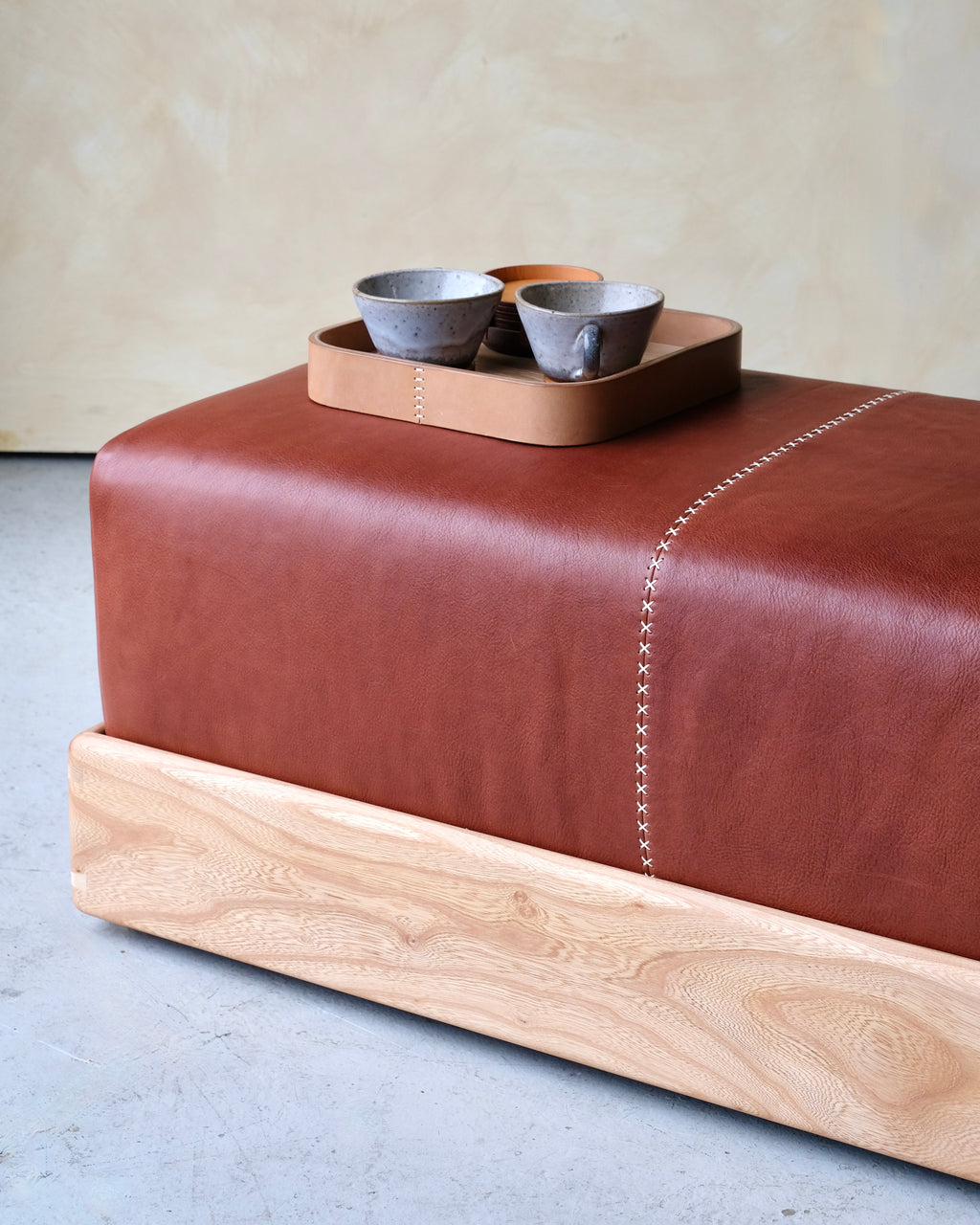 POMMEL - Ottoman bench