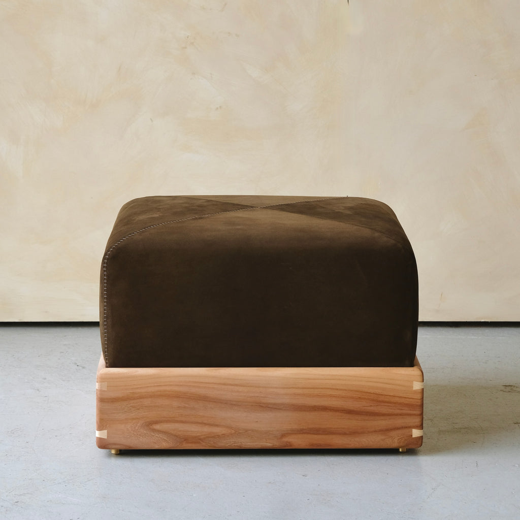 POMMEL - Ottoman stool