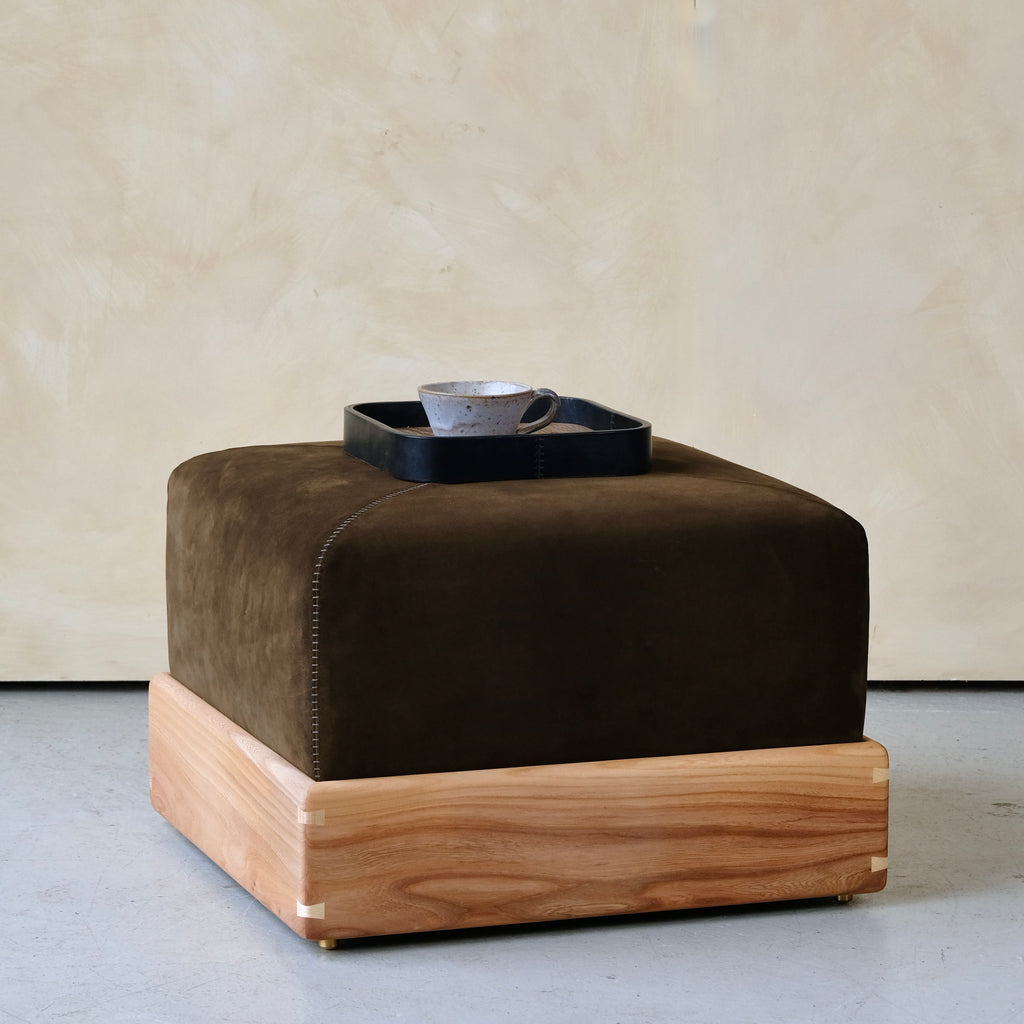 POMMEL - Ottoman stool