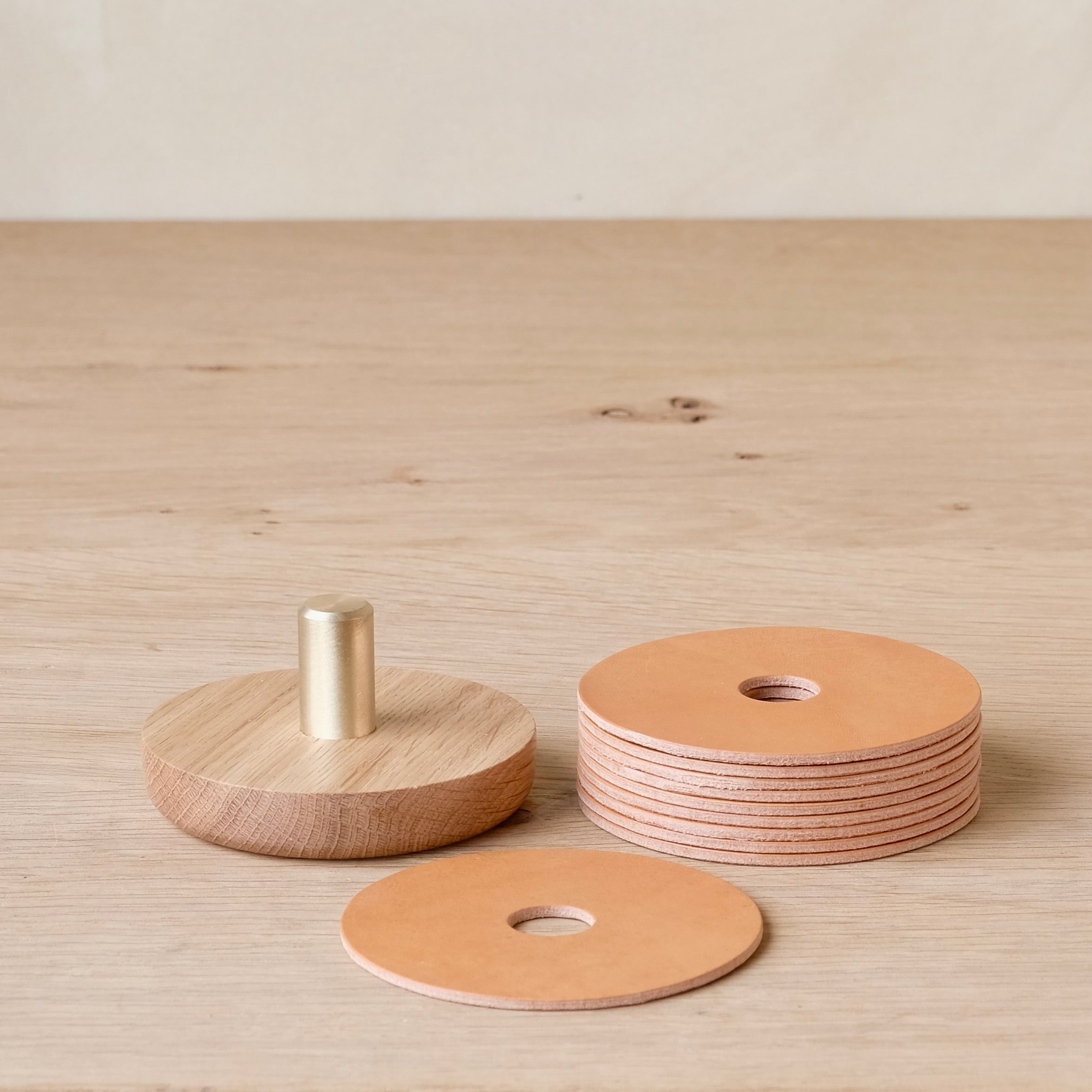 GASKET - Leather and Oak Coaster Set