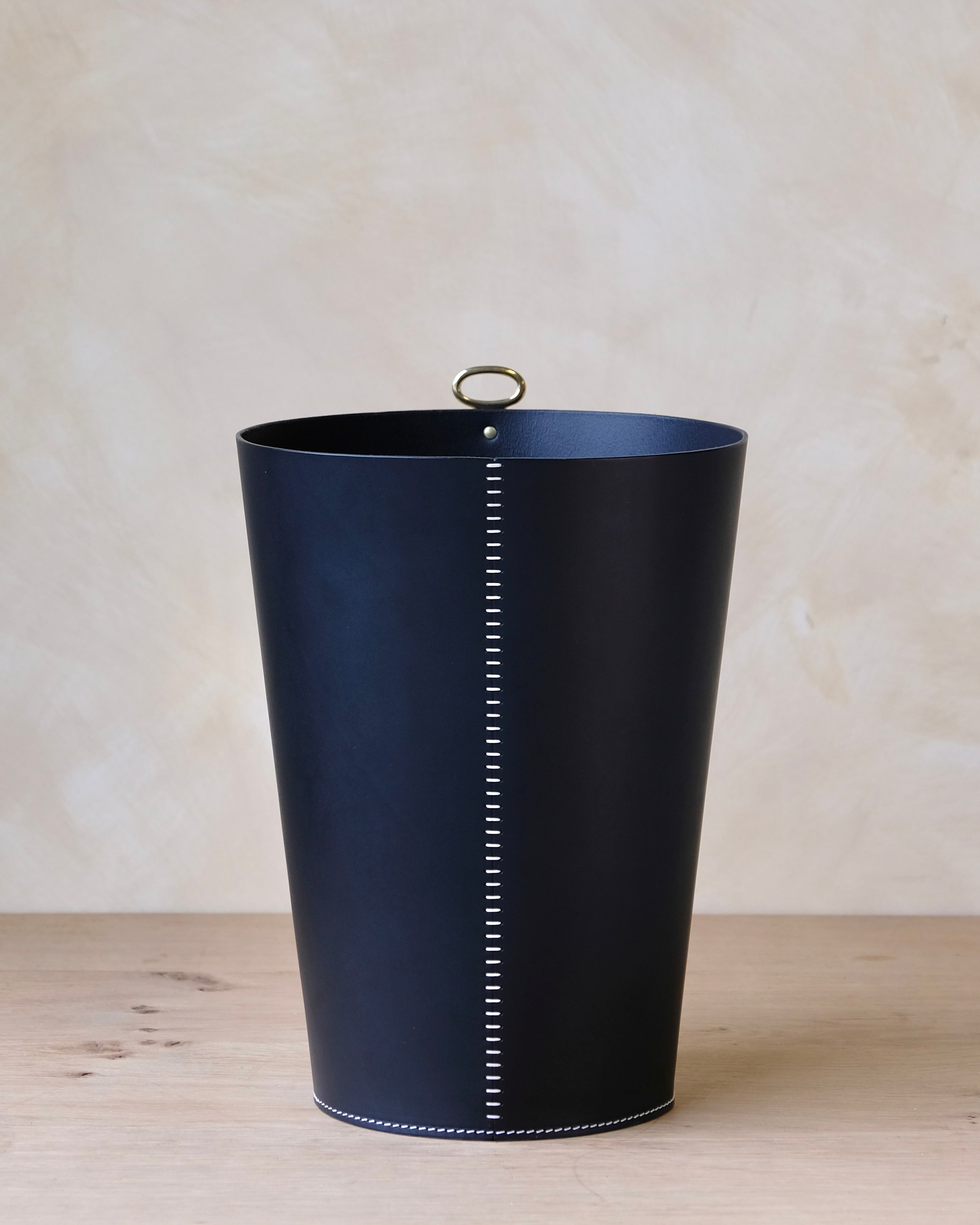 EYELET - Leather Wastepaper Bin