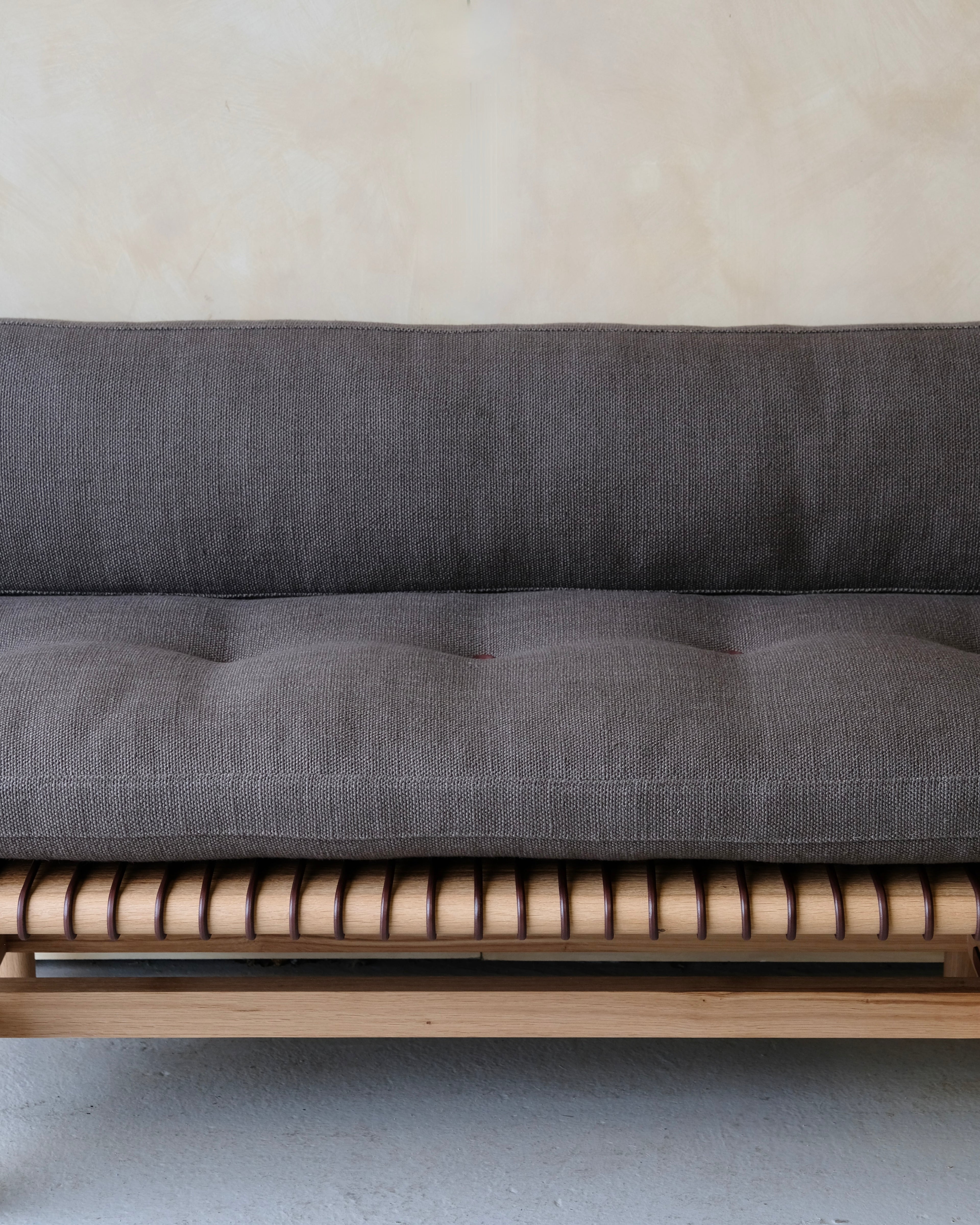 MESA - Bench