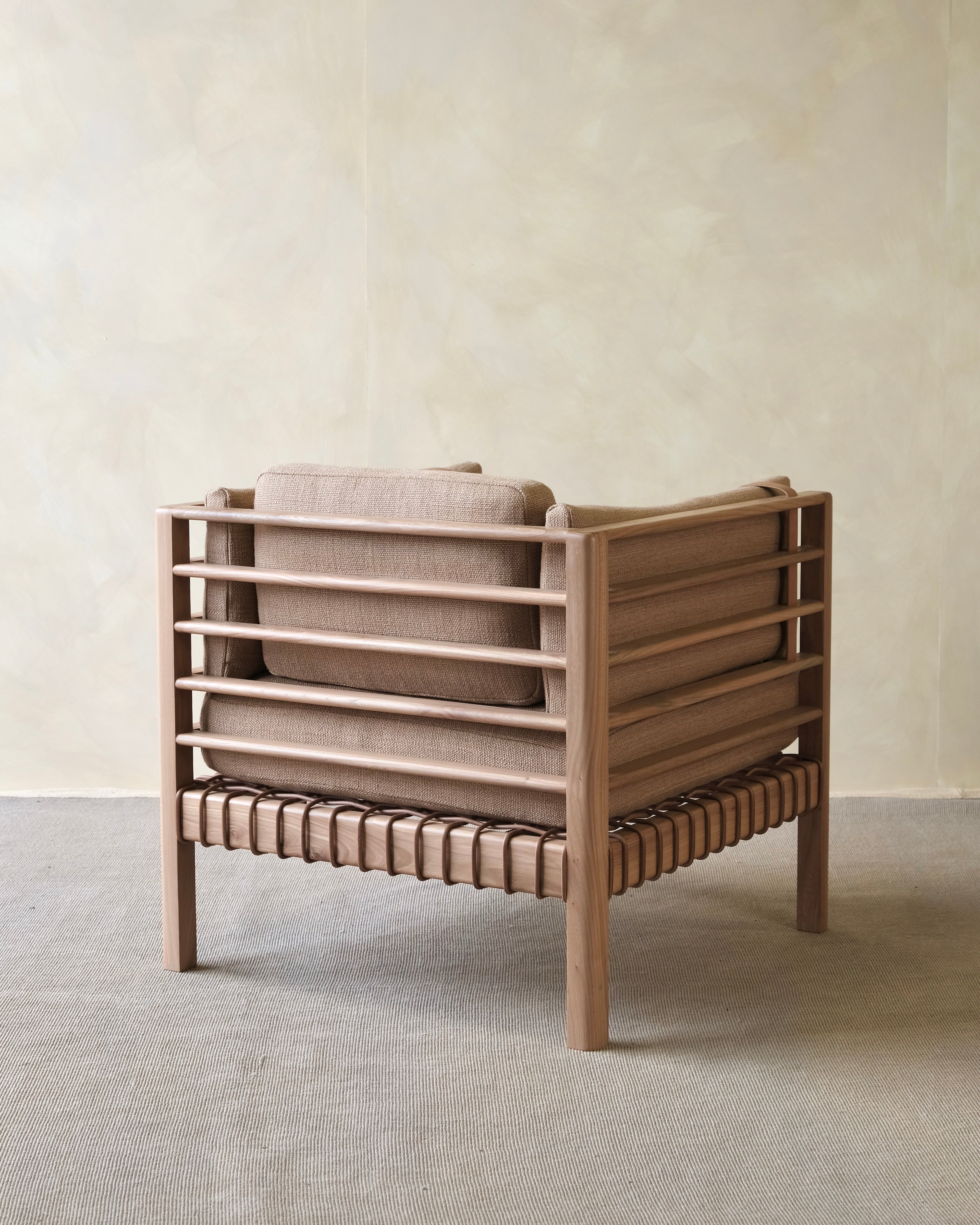 CADRE - Club Chair