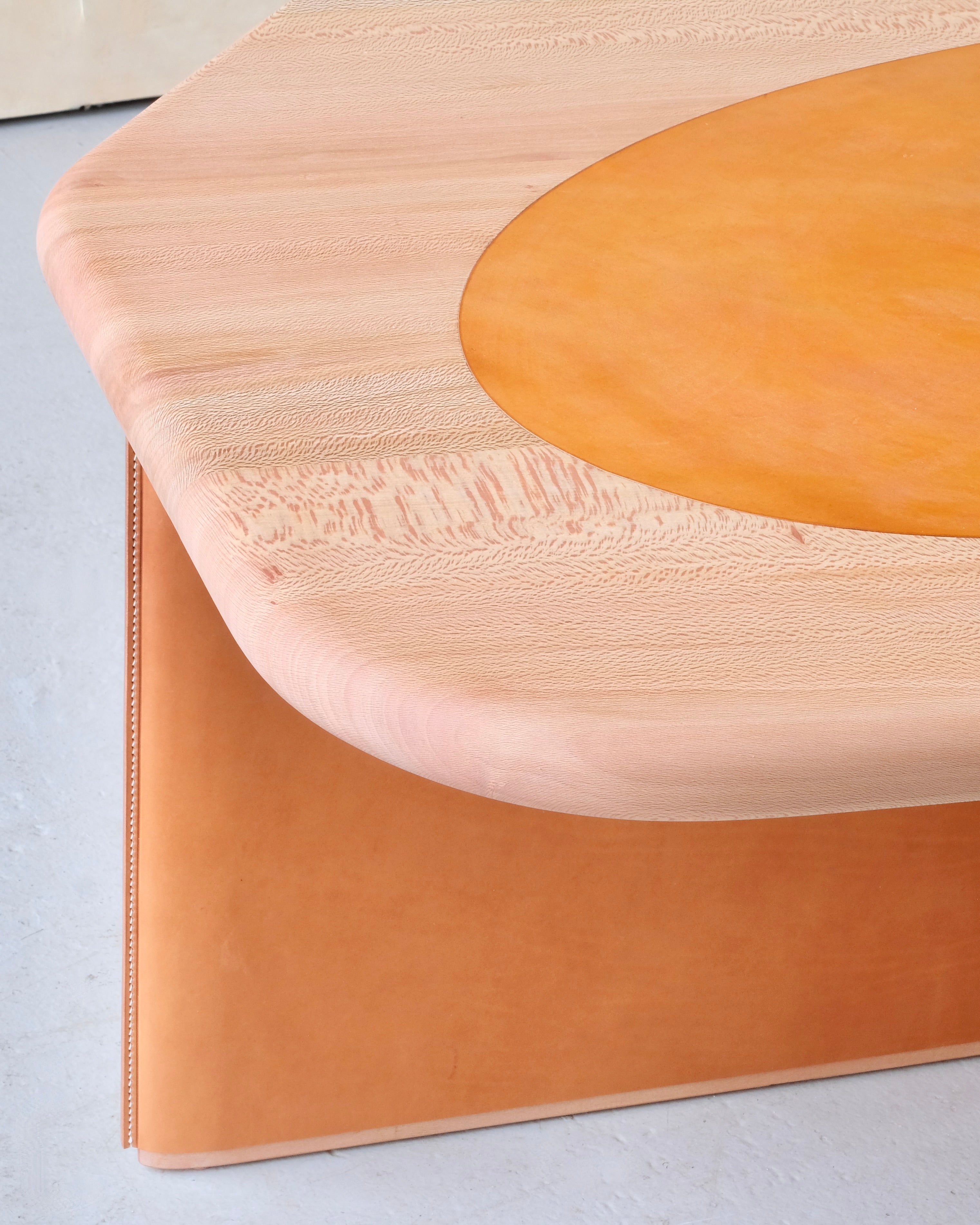 LAY - Coffee Table